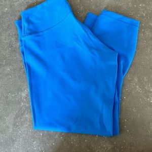 NWOT LULULEMON WONDER TRAIN CONTOUR FIT